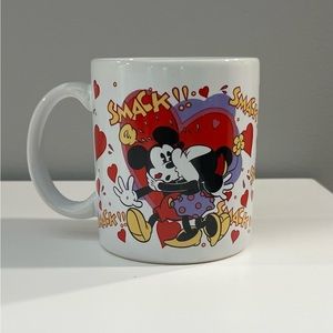 Valentine Disney’s Mickey and Minnie smoochy smack kisses coffee cup mug